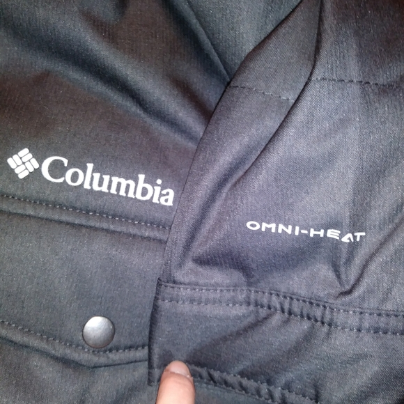 NWT- Columbia water resistant jacket - Picture 8 of 8
